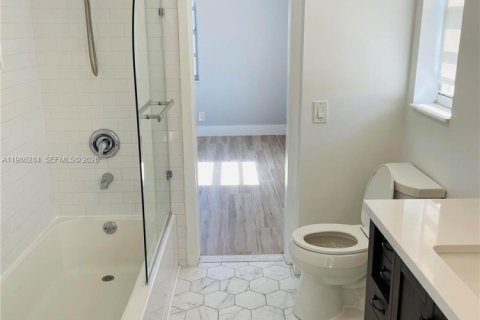 Copropriété à louer à Fort Lauderdale, Floride: 2 chambres, 78.97 m2 № 2051438 - photo 14