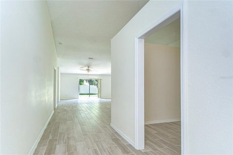 Casa en alquiler en Tampa, Florida, 3 dormitorios, 174.1 m2 № 2199949 - foto 26