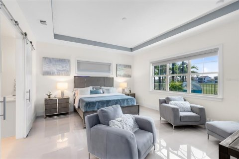 Casa en venta en Orlando, Florida, 4 dormitorios, 294.5 m2 № 1886171 - foto 23