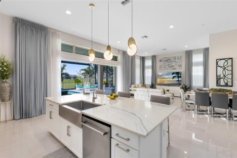 Casa en venta en Orlando, Florida, 4 dormitorios, 294.5 m2 № 1886171 - foto 16