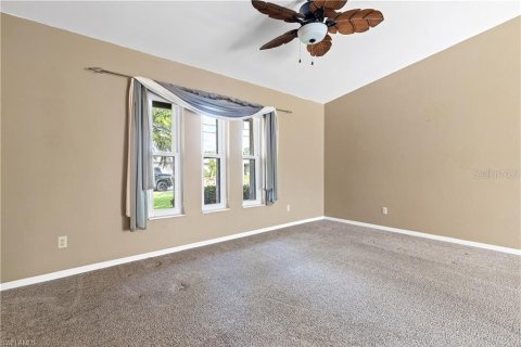 Casa en venta en Cape Coral, Florida, 3 dormitorios, 189.61 m2 № 1719726 - foto 10