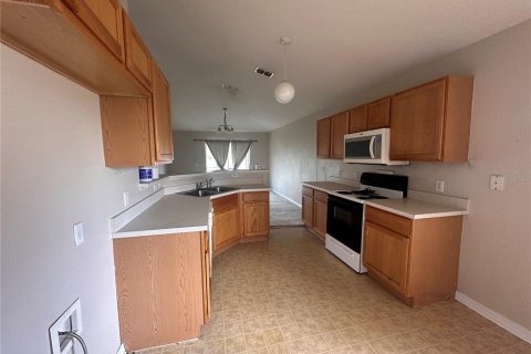 Villa ou maison à louer à Ocala, Floride: 3 chambres, 151.62 m2 № 2106972 - photo 9