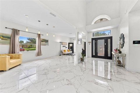 House in Kissimmee, Florida 4 bedrooms, 234.86 sq.m. № 1885166 - photo 9