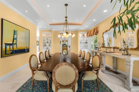 House in Miami, Florida 5 bedrooms, 624.3 sq.m. № 1861676 - photo 15