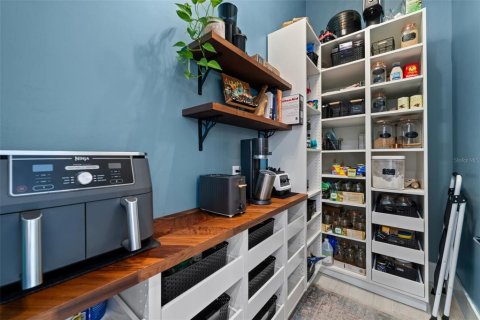 Купить виллу или дом в Пунта-Горда, Флорида 8 комнат, 279.17м2, № 2427002 - фото 13