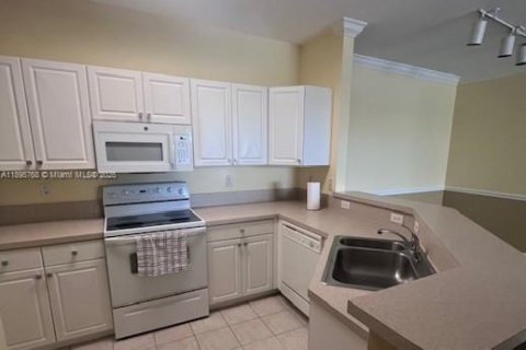 Снять в аренду кондоминиум в Мирамар, Флорида 2 спальни, 103.86м2, № 1948524 - фото 8