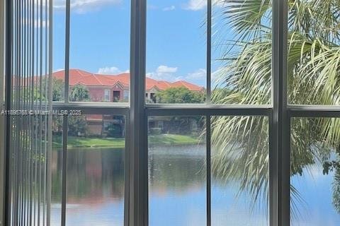 Снять в аренду кондоминиум в Мирамар, Флорида 2 спальни, 103.86м2, № 1948524 - фото 14