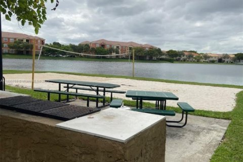 Снять в аренду кондоминиум в Мирамар, Флорида 2 спальни, 103.86м2, № 1948524 - фото 30