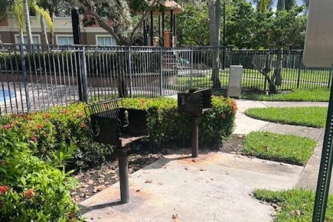 Снять в аренду кондоминиум в Мирамар, Флорида 2 спальни, 103.86м2, № 1948524 - фото 21