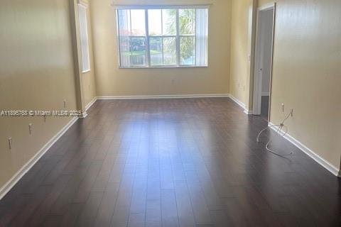 Снять в аренду кондоминиум в Мирамар, Флорида 2 спальни, 103.86м2, № 1948524 - фото 15