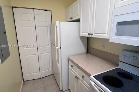 Снять в аренду кондоминиум в Мирамар, Флорида 2 спальни, 103.86м2, № 1948524 - фото 9