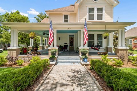 House in Plant City, Florida 4 bedrooms, 349.22 sq.m. № 2229618