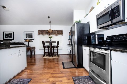 Casa en venta en Riverview, Florida, 4 dormitorios № 2170689 - foto 12