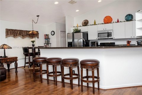 Casa en venta en Riverview, Florida, 4 dormitorios № 2170689 - foto 9