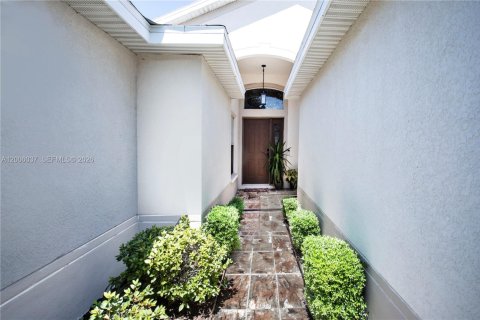 Casa en venta en Riverview, Florida, 4 dormitorios № 2170689 - foto 7