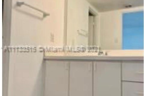 Copropriété à vendre à Surfside, Floride: 41.81 m2 № 1995650 - photo 15