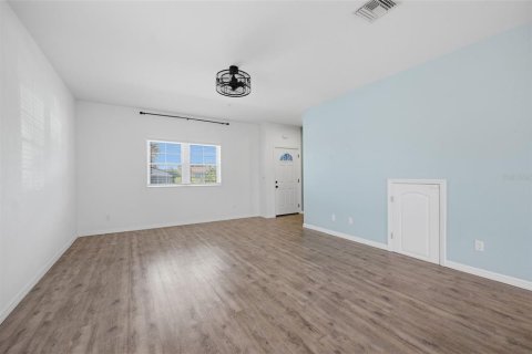 Immobilier commercial à vendre à Clearwater, Floride: 7 chambres, 309.74 m2 № 2393633 - photo 7