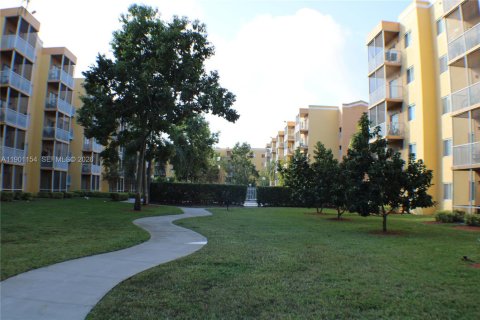 Copropriété à louer à Miramar, Floride: 3 chambres, 90.39 m2 № 1952310 - photo 22