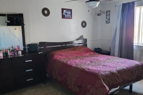 Condo in Miramar, Florida, 3 bedrooms  № 1952310 - photo 2