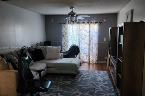 Copropriété à louer à Miramar, Floride: 3 chambres, 90.39 m2 № 1952310 - photo 9