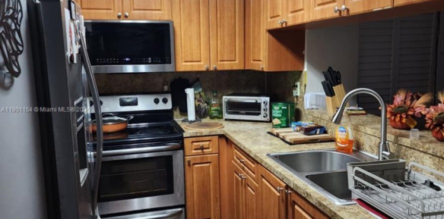 Condo à Miramar, Floride, 3 chambres  № 1952310