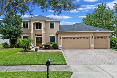 Villa ou maison à vendre à Oviedo, Floride: 6 chambres, 290.51 m2 № 1899438 - photo 2