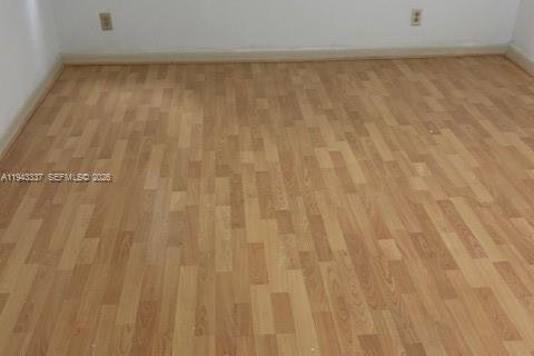 Condo in Surfside, Florida, 2 bedrooms № 1999578 - photo 14