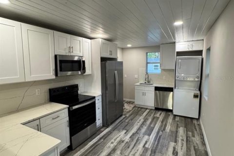 Купить виллу или дом в Тампа, Флорида 6 комнат, 136.01м2, № 2098135 - фото 19
