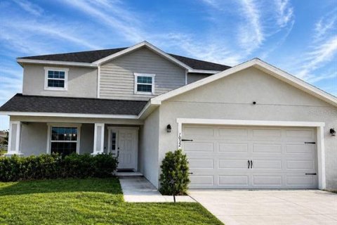Casa en Haines City, Florida 5 dormitorios, 291.81 m2 № 2202136