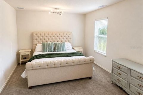 Casa en venta en Haines City, Florida, 5 dormitorios, 291.81 m2 № 2202136 - foto 9