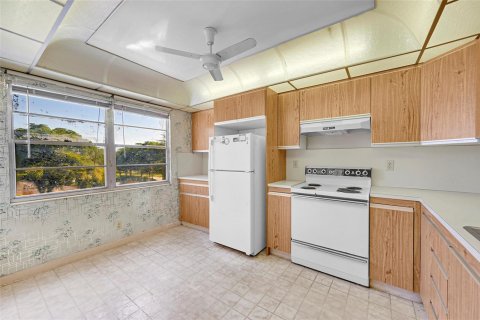 Condominio en venta en Coconut Creek, Florida, 2 dormitorios, 119.94 m2 № 2084783 - foto 8