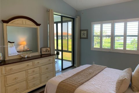 Condo in Stuart, Florida, 2 bedrooms  № 1946015 - photo 24