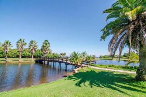 Copropriété à vendre à Clearwater, Floride: 2 chambres, 99.41 m2 № 2225069 - photo 25