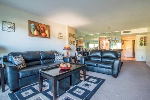 Copropriété à vendre à Clearwater, Floride: 2 chambres, 99.41 m2 № 2225069 - photo 8