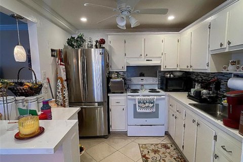 Condominio en venta en Delray Beach, Florida, 1 dormitorio, 66.89 m2 № 1739790 - foto 5