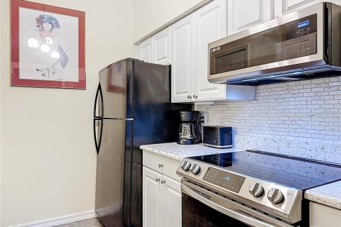 Touwnhouse à vendre à Sanford, Floride: 2 chambres, 103.68 m2 № 1879513 - photo 11