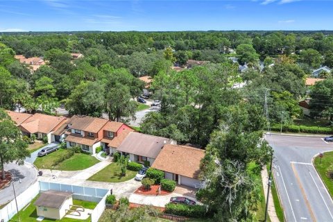 Touwnhouse à vendre à Sanford, Floride: 2 chambres, 103.68 m2 № 1879513 - photo 4