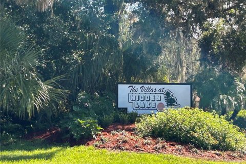 Touwnhouse à vendre à Sanford, Floride: 2 chambres, 103.68 m2 № 1879513 - photo 2