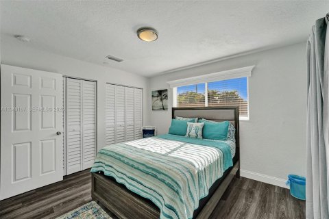 Снять в аренду виллу или дом в Дания-Бич, Флорида 3 спальни, 154.59м2, № 2005097 - фото 18