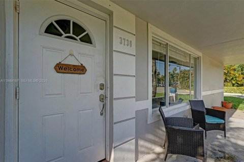 Снять в аренду виллу или дом в Дания-Бич, Флорида 3 спальни, 154.59м2, № 2005097 - фото 4