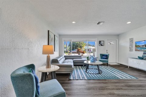 Снять в аренду виллу или дом в Дания-Бич, Флорида 3 спальни, 154.59м2, № 2005097 - фото 12