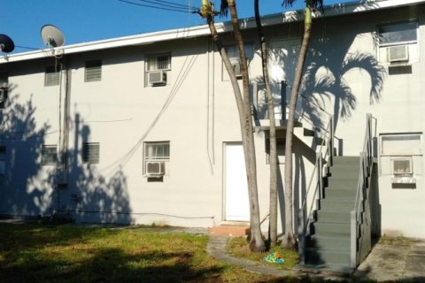 Appartement à louer à Lake Worth, Floride: 1 chambre, 55.74 m2 № 1225625 - photo 1