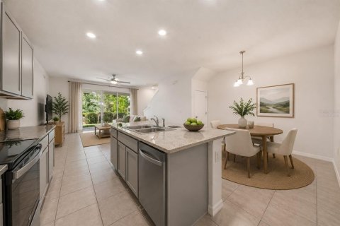 Touwnhouse à vendre à Wesley Chapel, Floride: 3 chambres, 155.43 m2 № 2097355 - photo 5