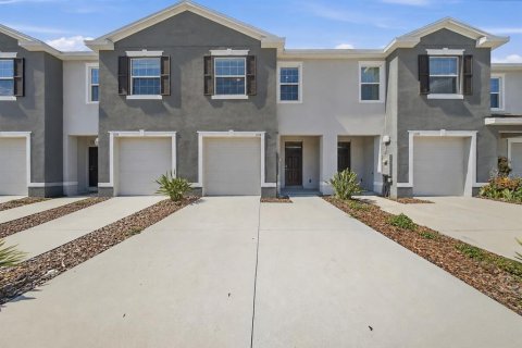 Touwnhouse à Wesley Chapel, Floride 3 chambres, 155.43 m2 № 2097355