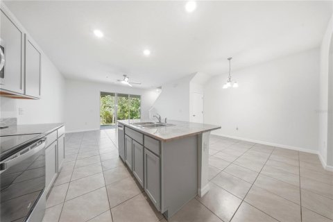 Touwnhouse à vendre à Wesley Chapel, Floride: 3 chambres, 155.43 m2 № 2097355 - photo 20