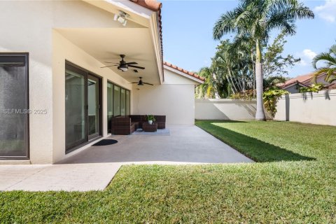 Casa en venta en West Palm Beach, Florida, 3 dormitorios, 180.69 m2 № 1984062 - foto 18