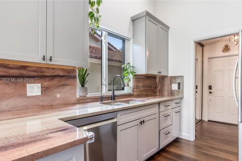 Casa en venta en West Palm Beach, Florida, 3 dormitorios, 180.69 m2 № 1984062 - foto 10