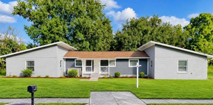 Immobilier commercial à Winter Garden, Floride 7 chambres, 208.57 m2 № 2434894