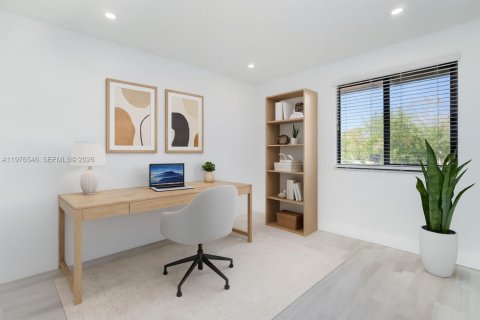 Townhouse in Coral Springs, Florida 3 bedrooms, 153.29 sq.m. № 2040501 - photo 12