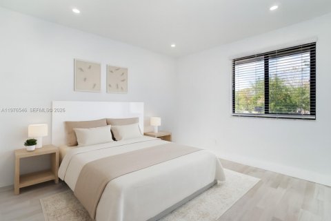 Townhouse in Coral Springs, Florida 3 bedrooms, 153.29 sq.m. № 2040501 - photo 10